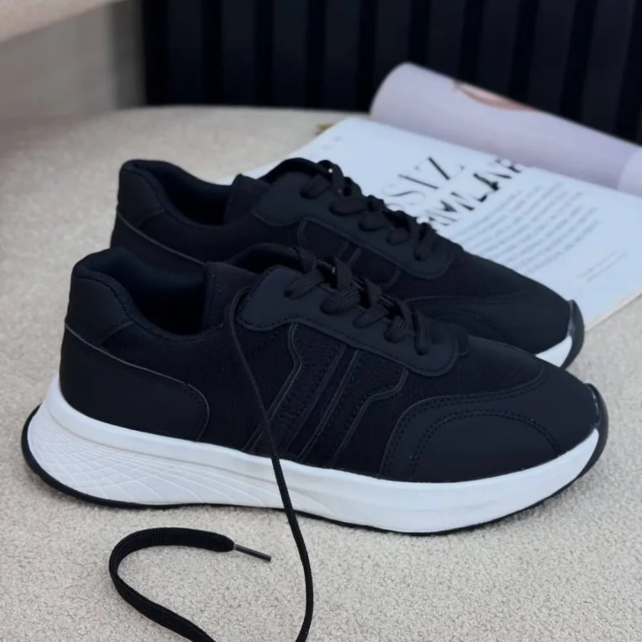 کتونی ساده وشیک