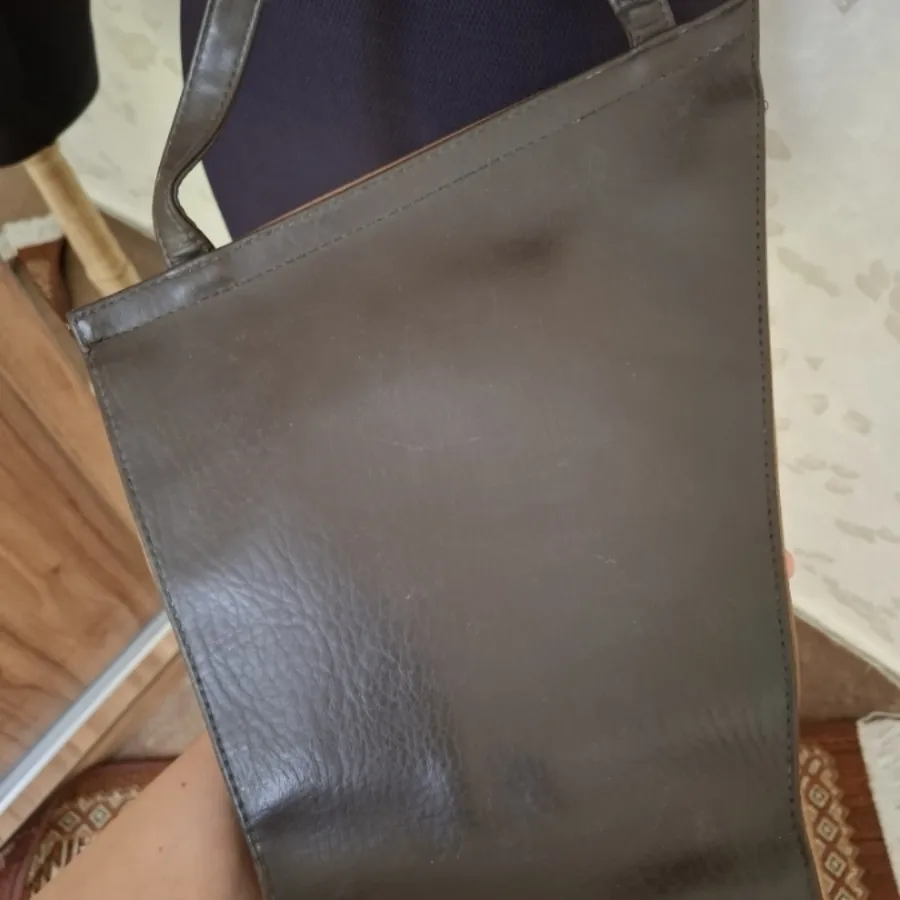 کیف چرمی مثلثی خاص