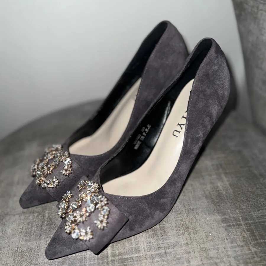 کفش پاشنه بلند شنل مخمل