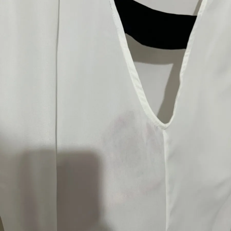 تاپ پشت باز سفید breshka