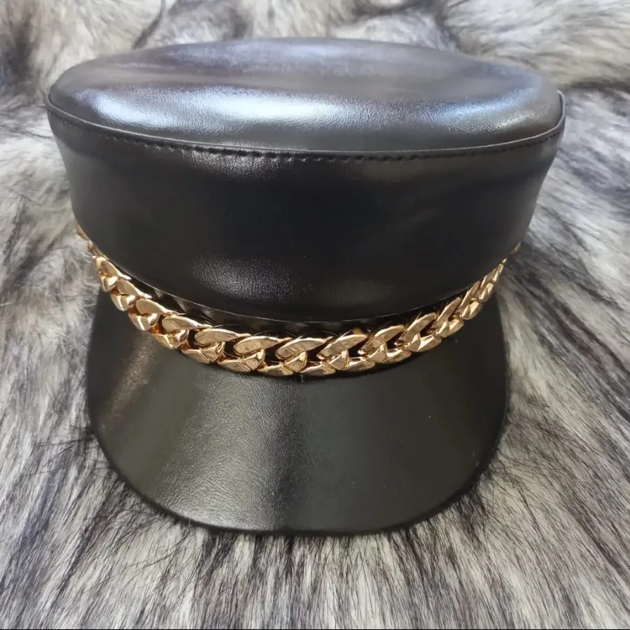 کلاه کاپیتانی