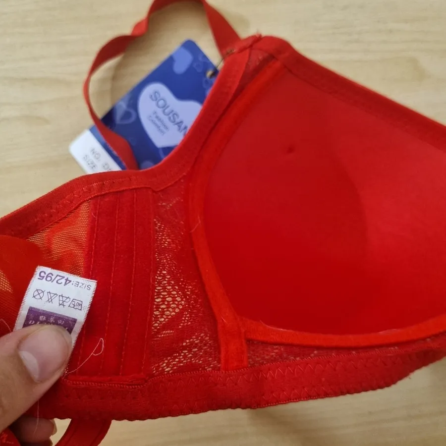 سوتین اسفج نازک