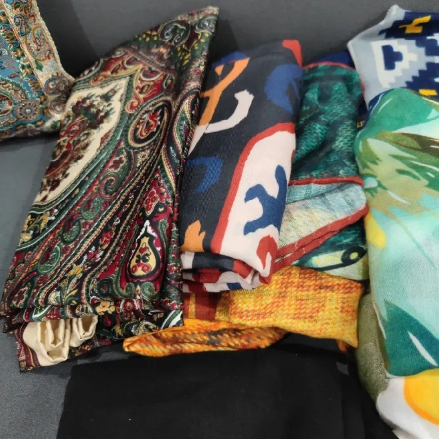 شال و روسری کم کارکرد