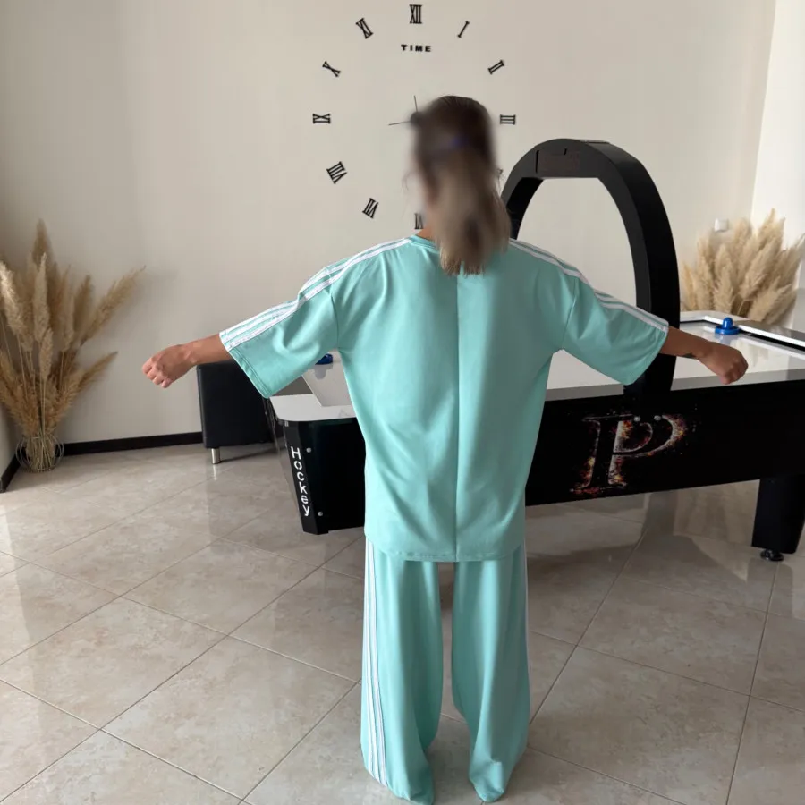 ست ورزشی adidas آبی فری