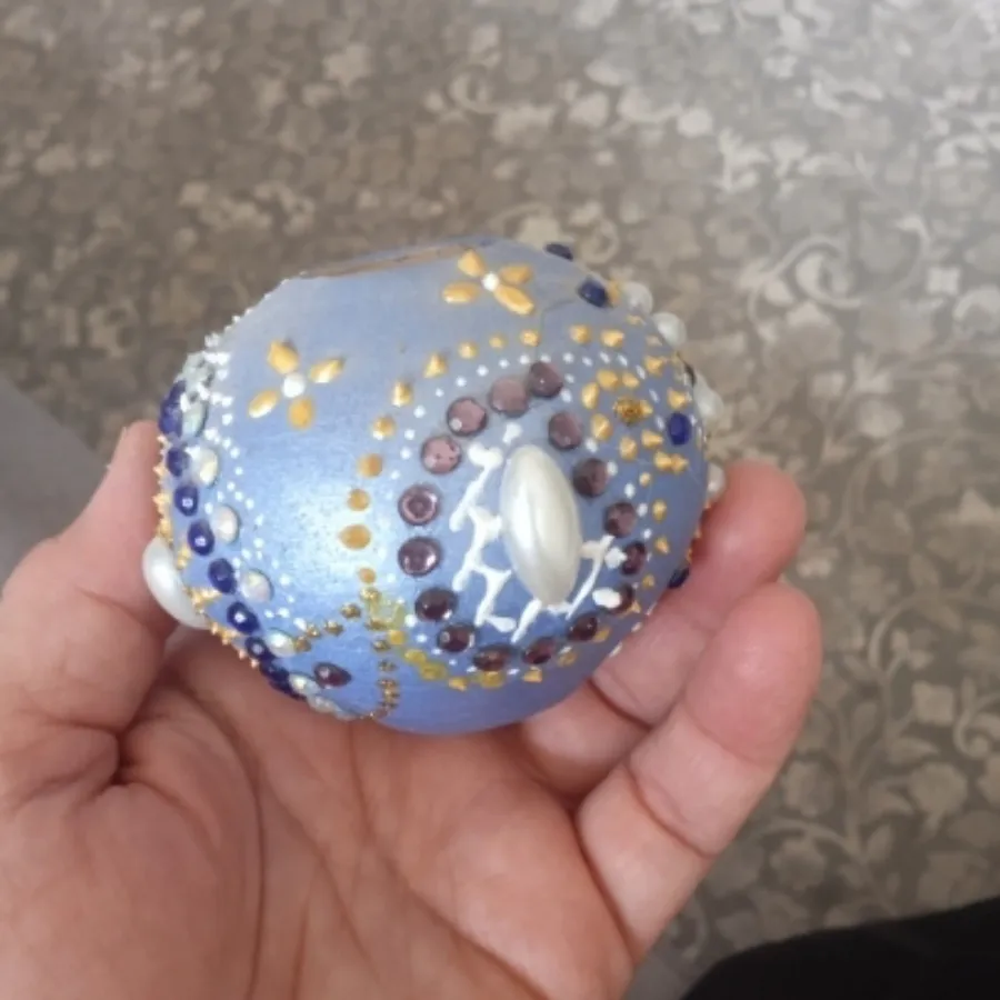 گلدان نگین ونقطه کوبی شده