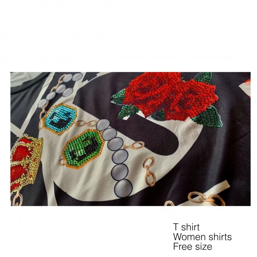 تی شرت طرح دار نگینی