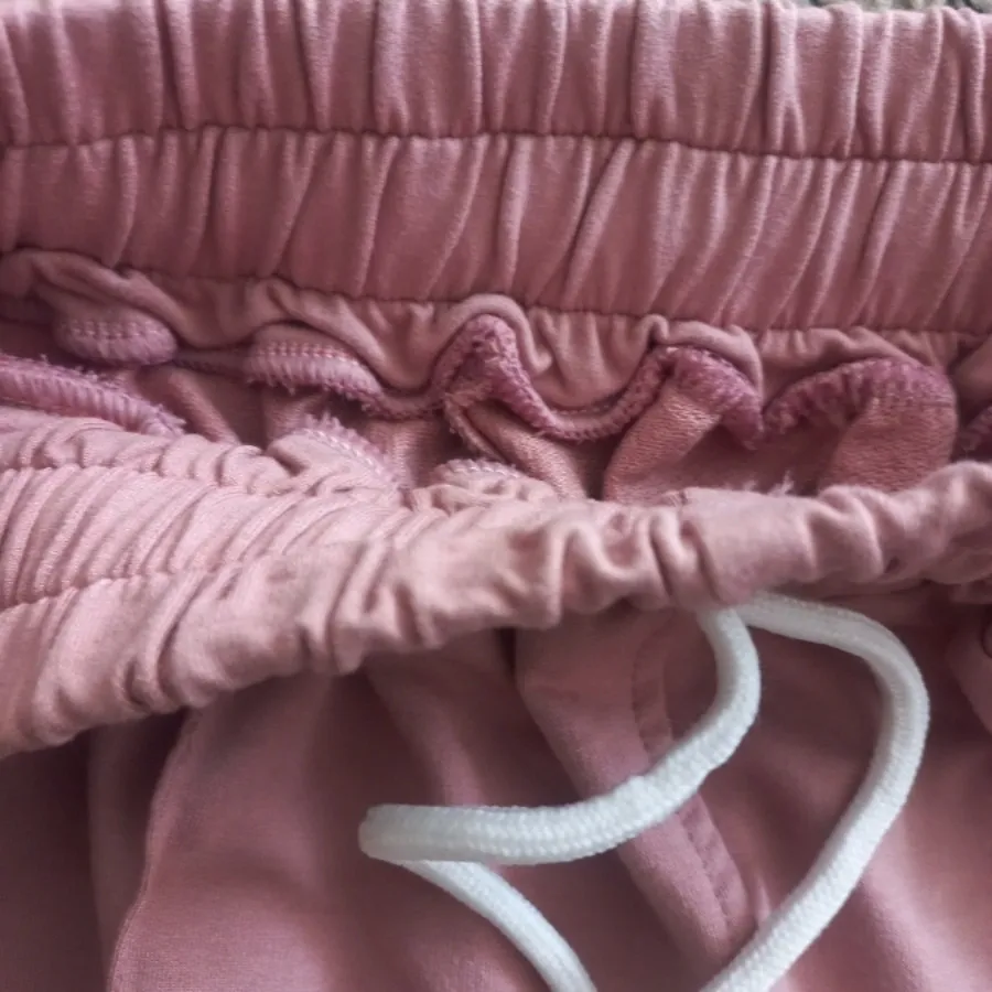 شلوارک نایک صورتی