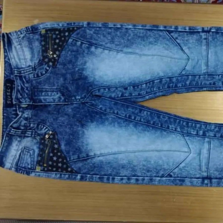 تعدادی شلوار در حد نو