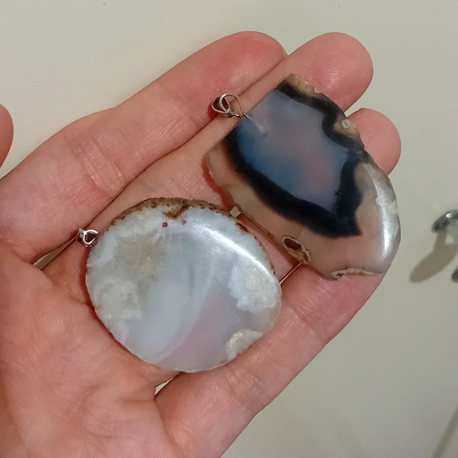 آویز عقیق سلیمانی