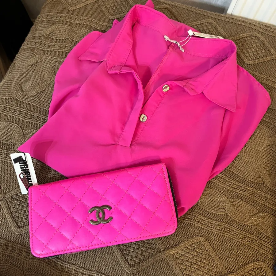 شومیز و کیف پول