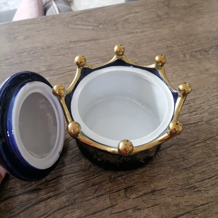 شکلات خوری لیلی و مجنون