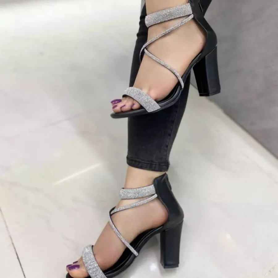 کفش پاشنه دار نگین دار