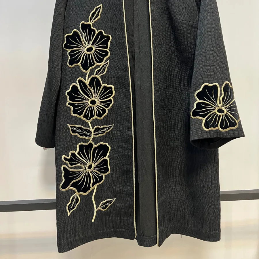 مانتو ژاکارد گلدوزی شده