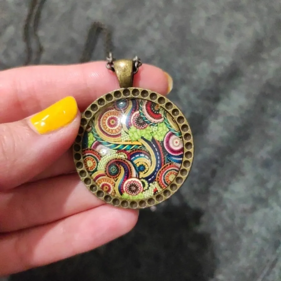 گردنبند و پلاک