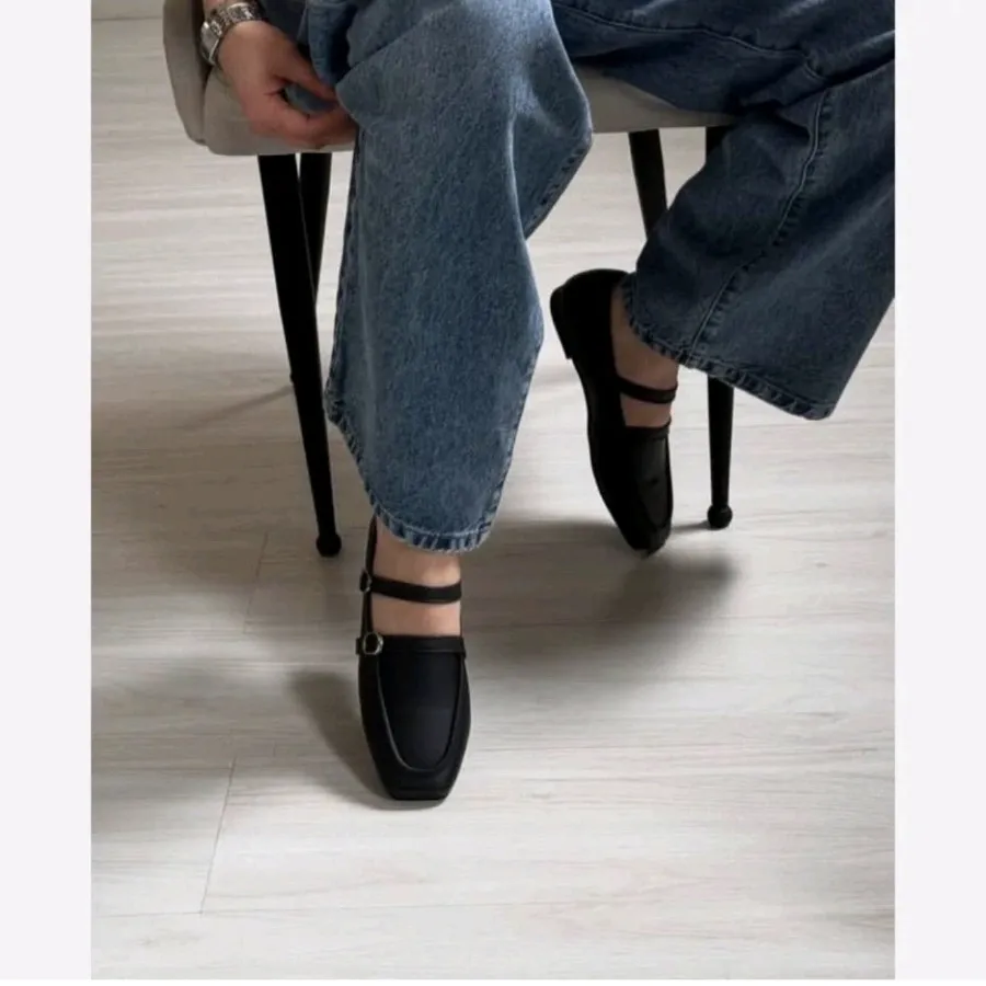 کفش کالج جدید