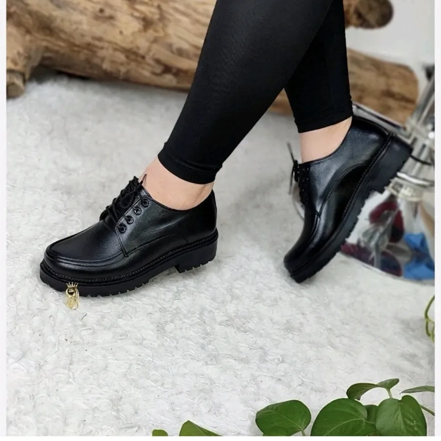 کفش زنانه طبی