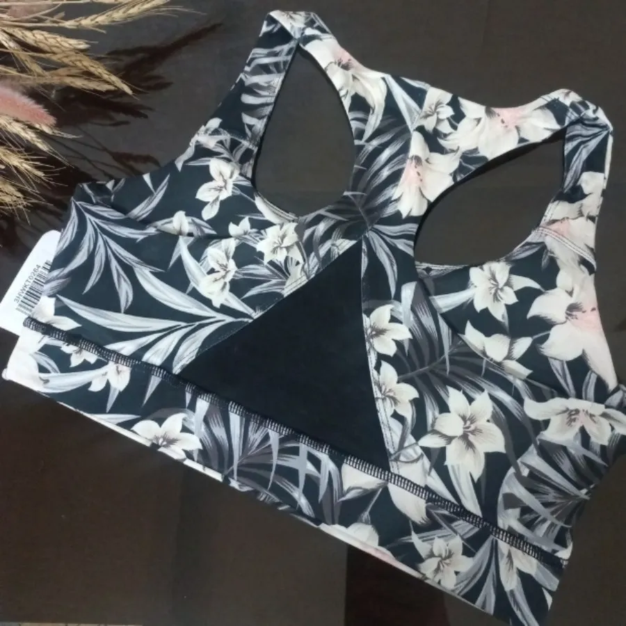 نیم تنه آفریقایی anivas