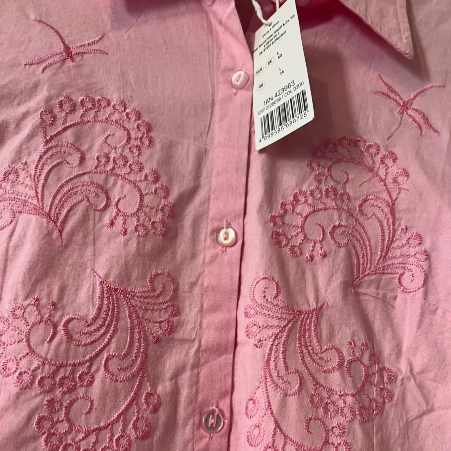 شومیز صورتی گلدوزی