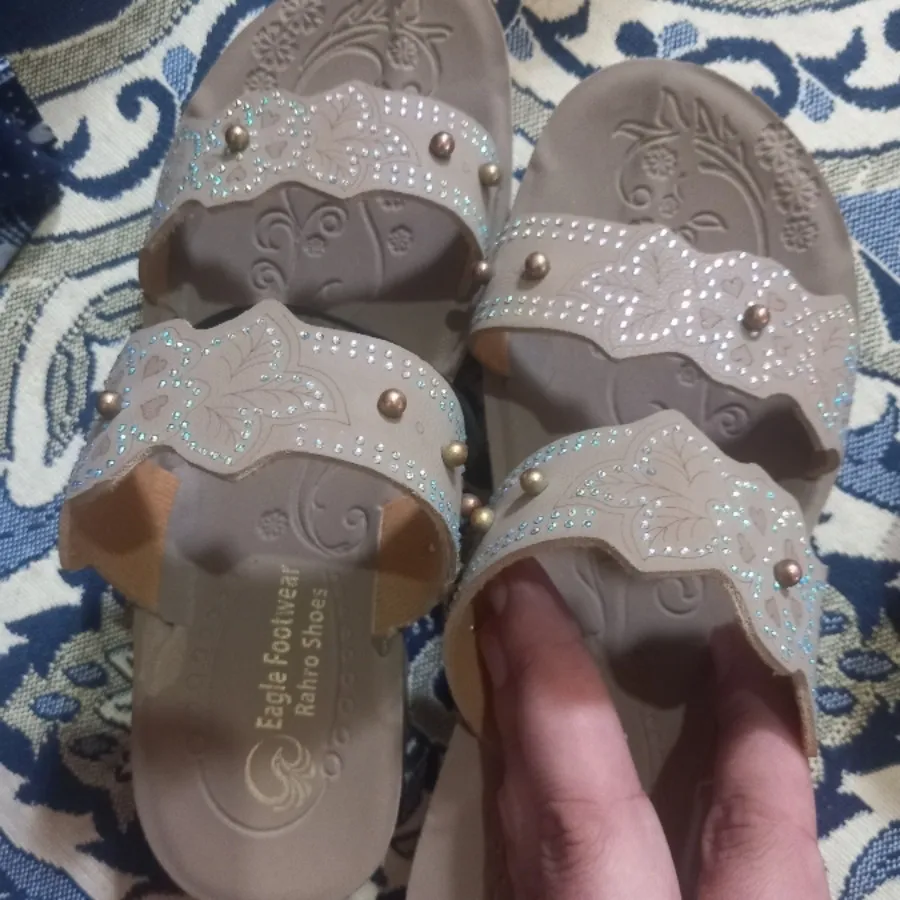 دمپایی دخترانه