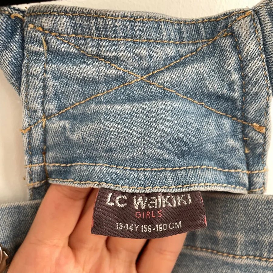 سرهمی جین LC Waikiki