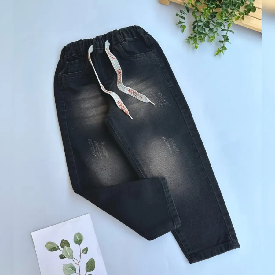 شلوار جین بچگانه