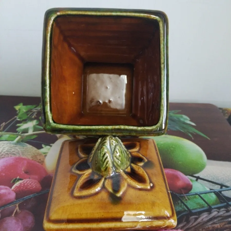 شکلات خوری قدیمی