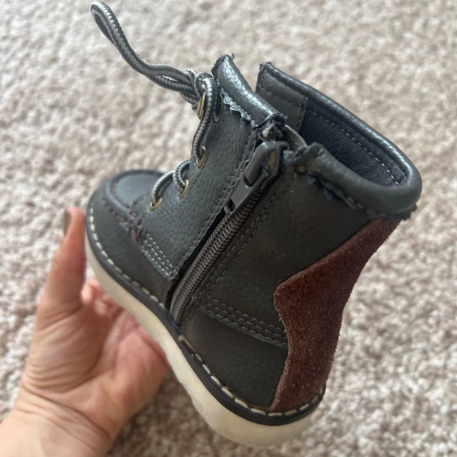 کفش ساقدار بچگونه