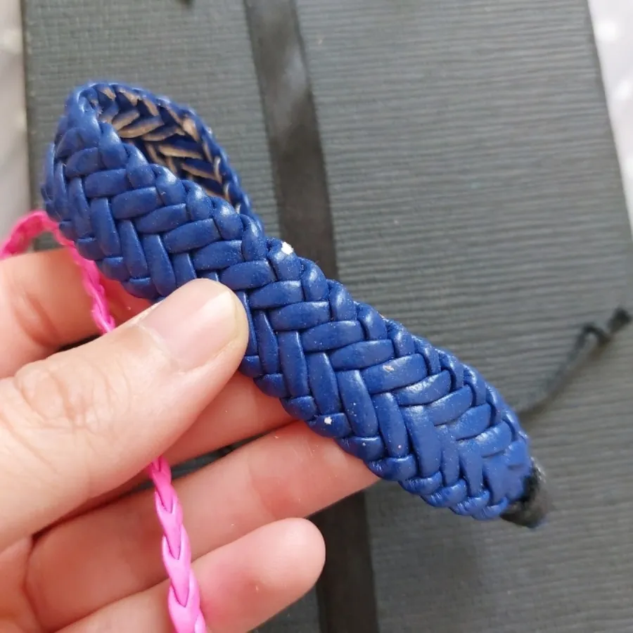 دستبند چرمی