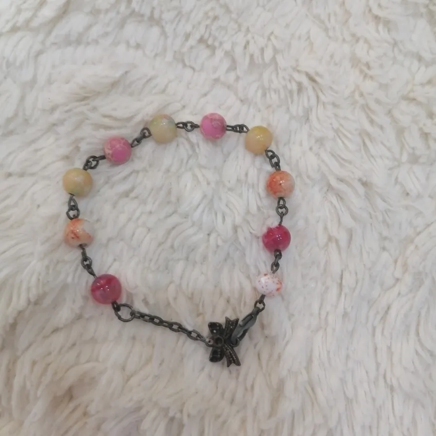 گردنبند و دستبند