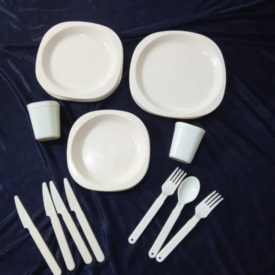 ظروف پلاستیکی