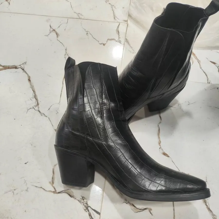 نیم بوت زنانه