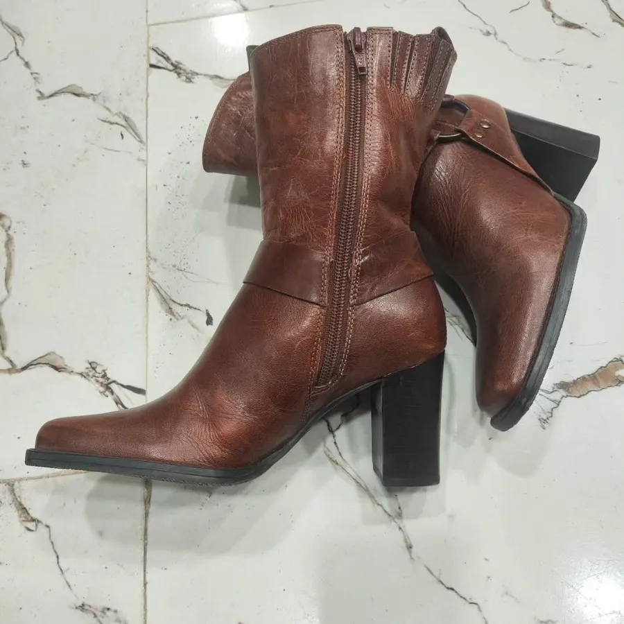 نیم بوت زنانه