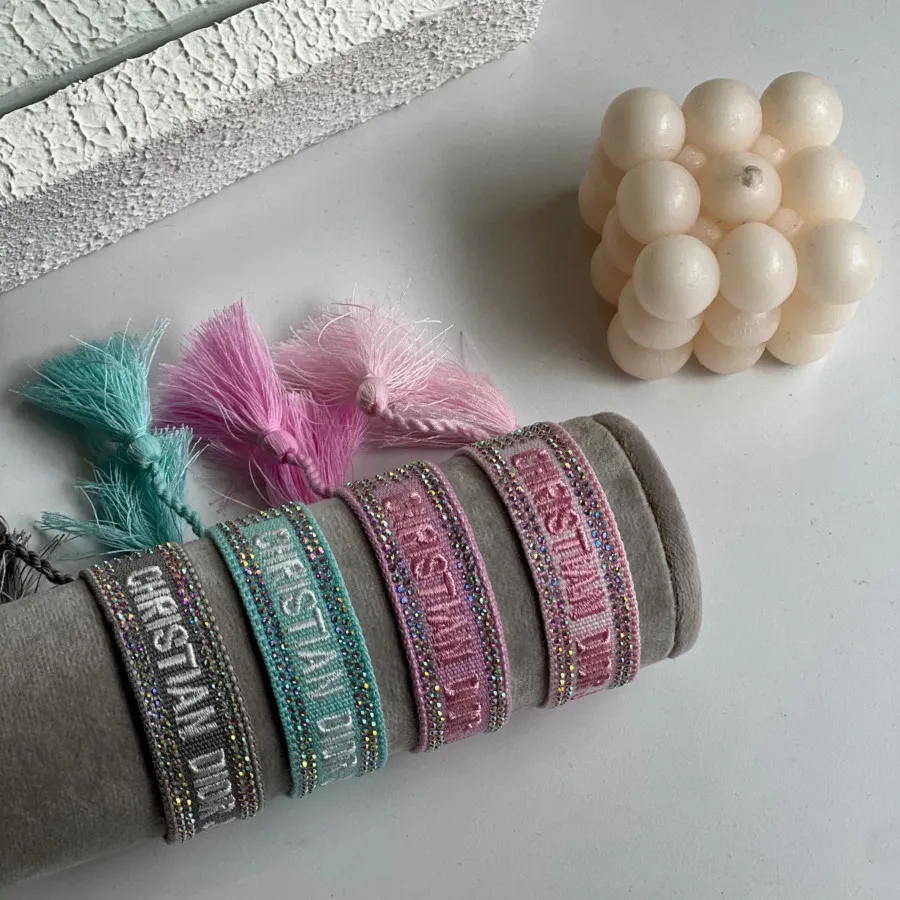 دستبند دیور