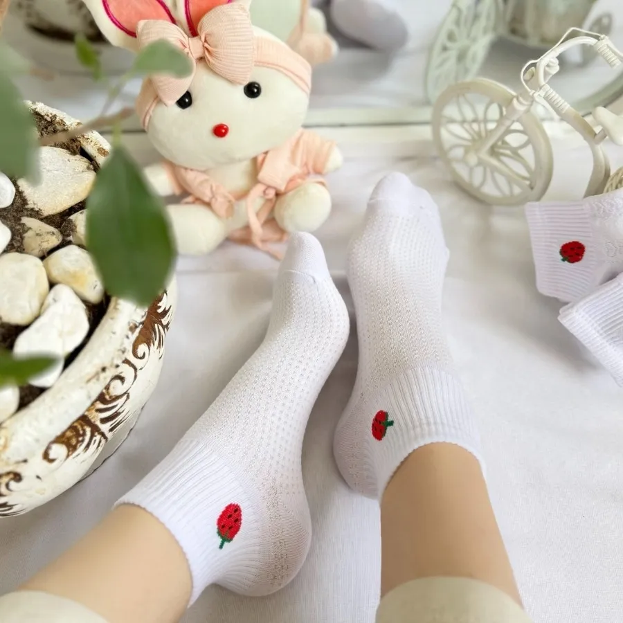 جوراب زنانه