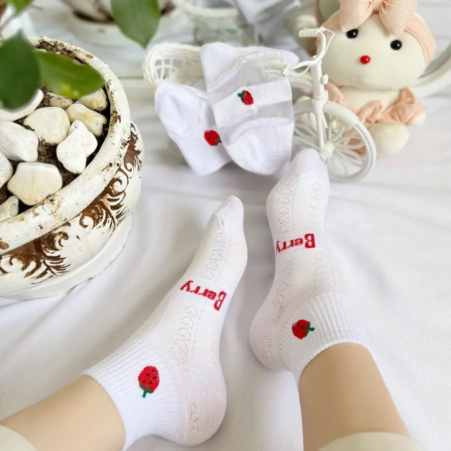 جوراب زنانه