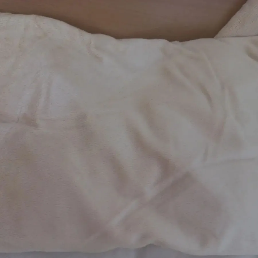 تشک و لحاف و بالش نوزاد