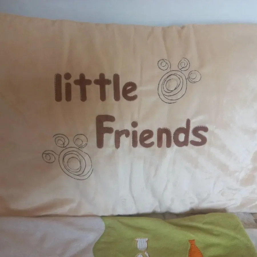 تشک و لحاف و بالش نوزاد