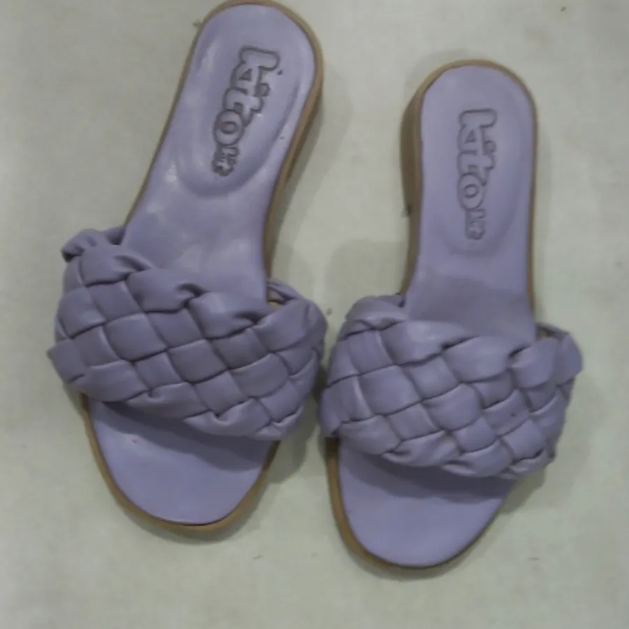 صندل دخترانه