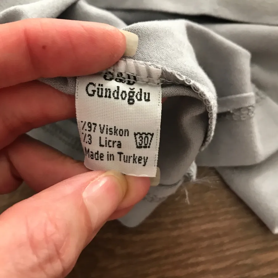 تاپ یقه دار