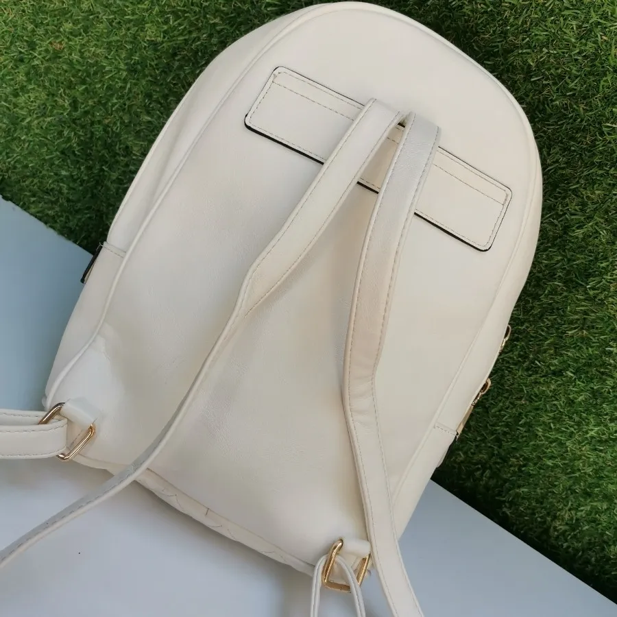 کوله پشتی زنانه