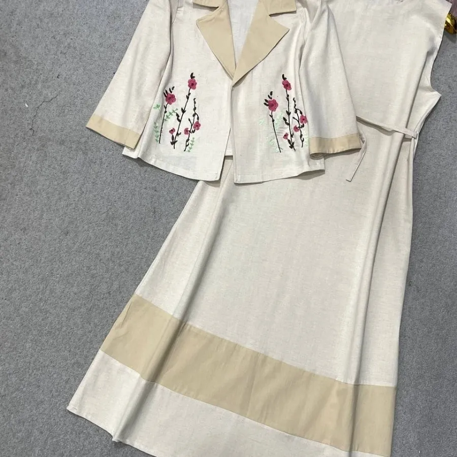 کت و سارافون