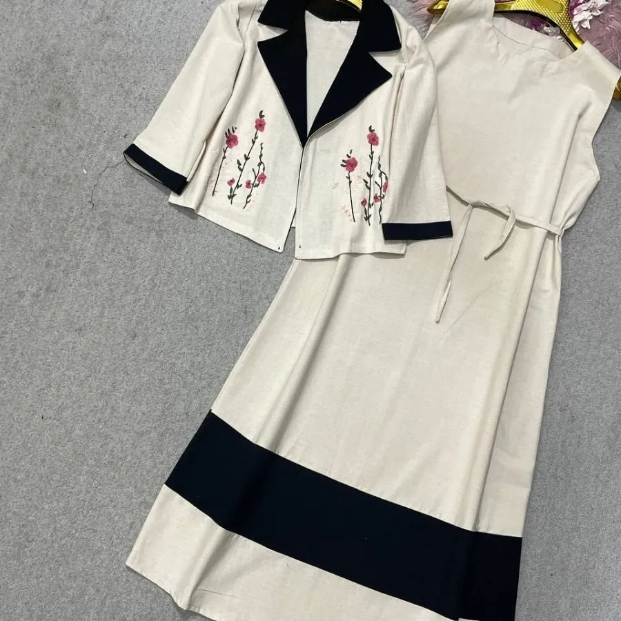 کت و سارافون