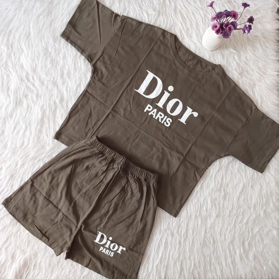 ست کراپ و شورتک