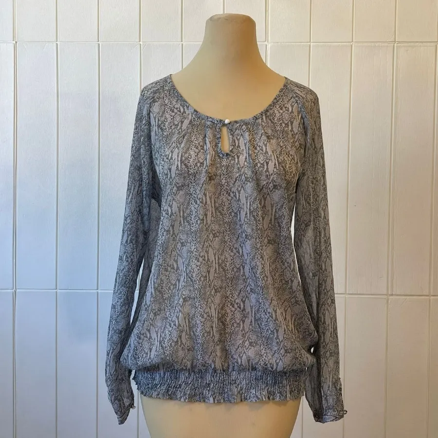 شَومیز حریر