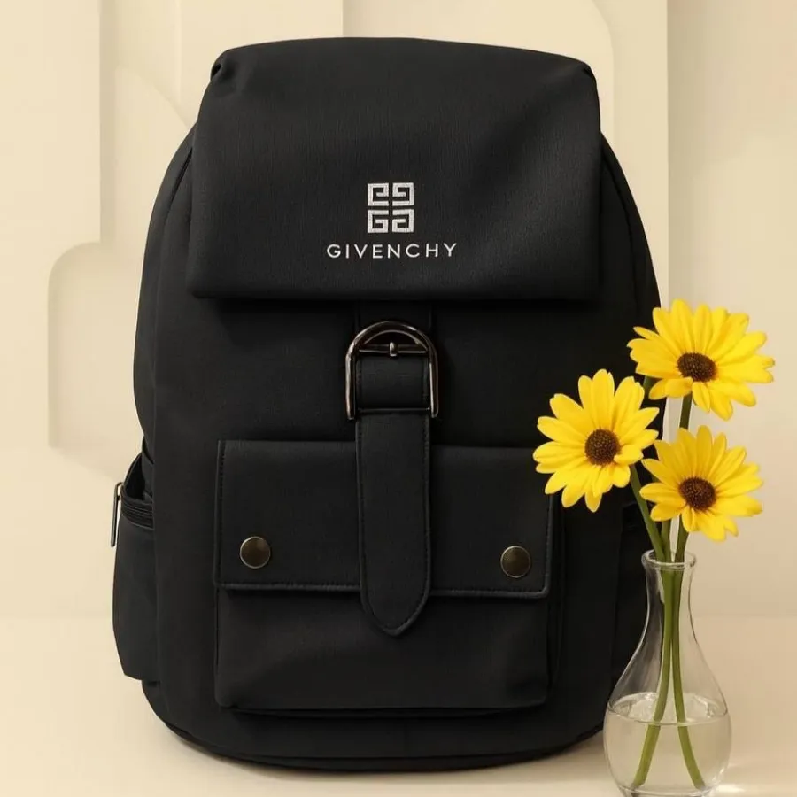 کوله اسپرت Givenchy