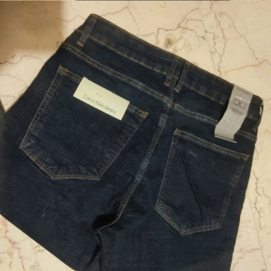 شلوار جین کلوین کلین