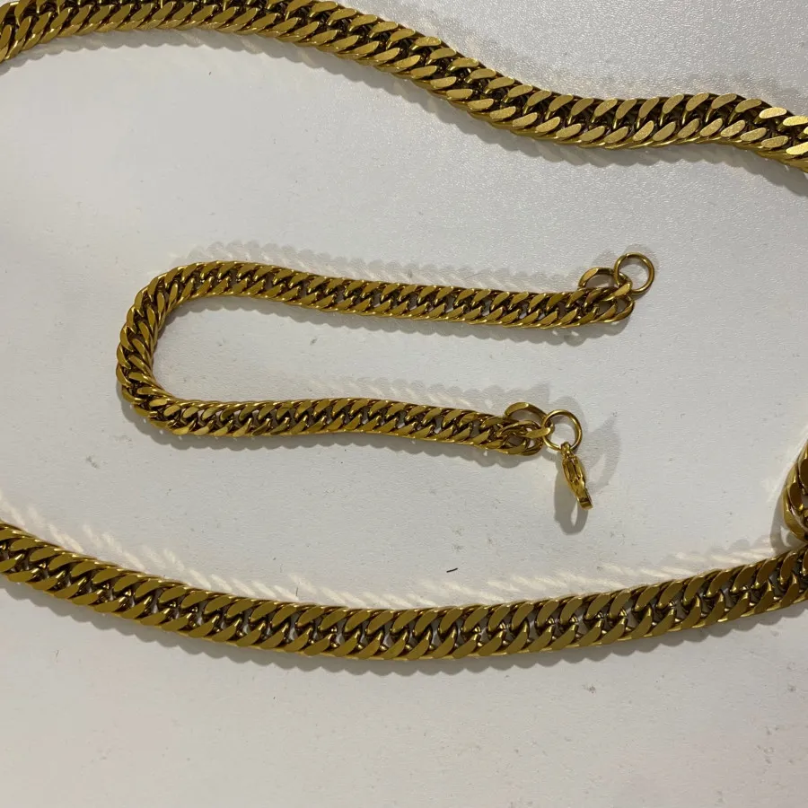 گردنبند و دستبند کارتیر