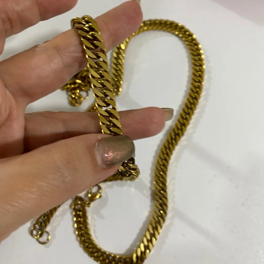 گردنبند و دستبند کارتیر