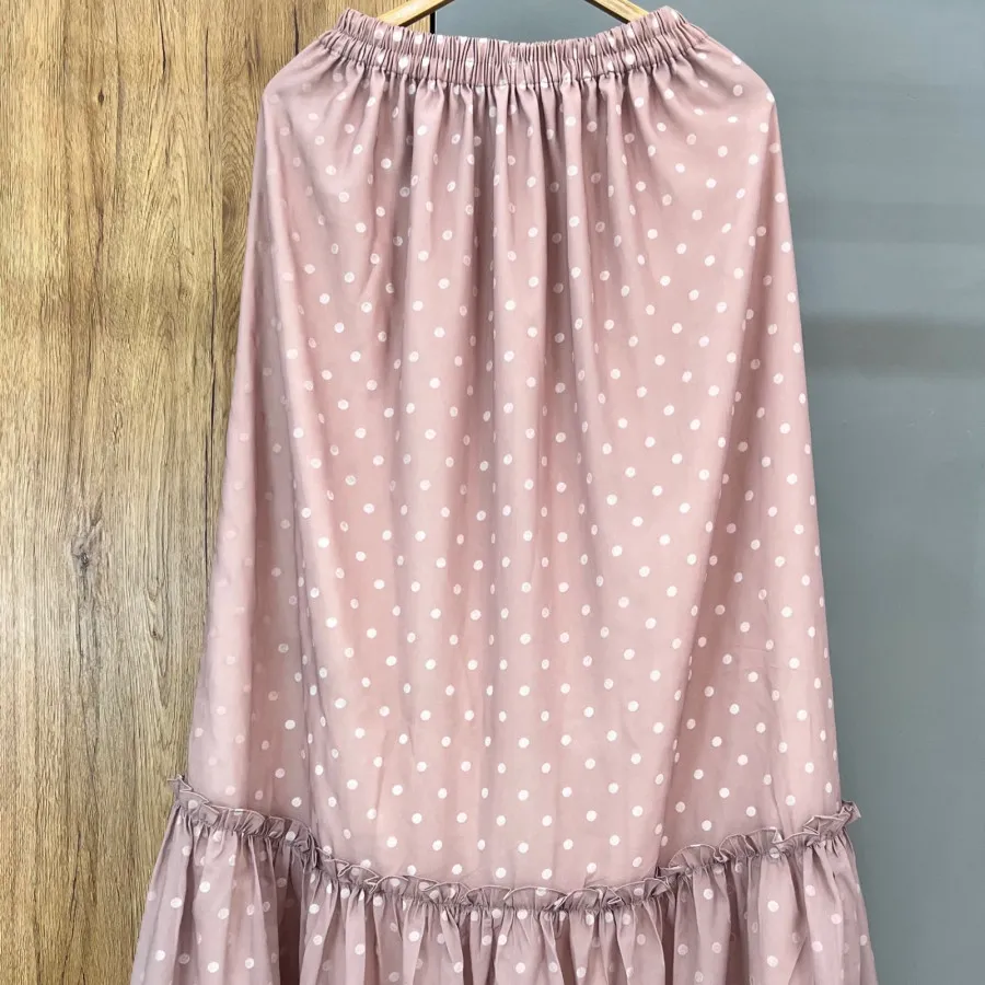 دامن حریر بلند