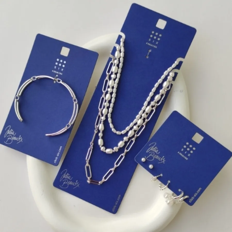 گردنبند و بنگل و گوشواره